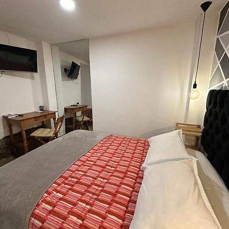 Blacky Hostel And Apartments (Adults Only) Cusco Ngoại thất bức ảnh