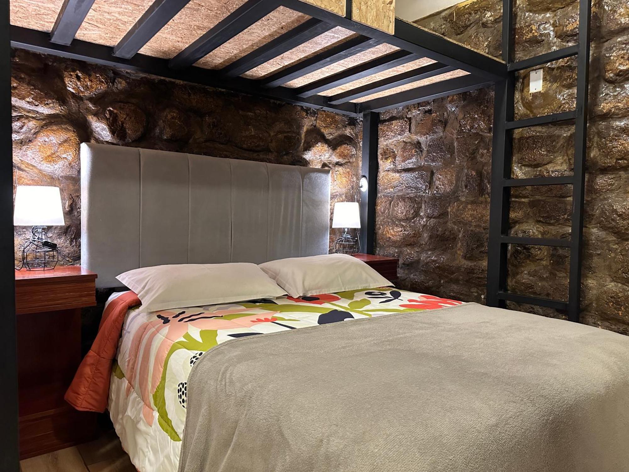 Blacky Hostel And Apartments (Adults Only) Cusco Ngoại thất bức ảnh