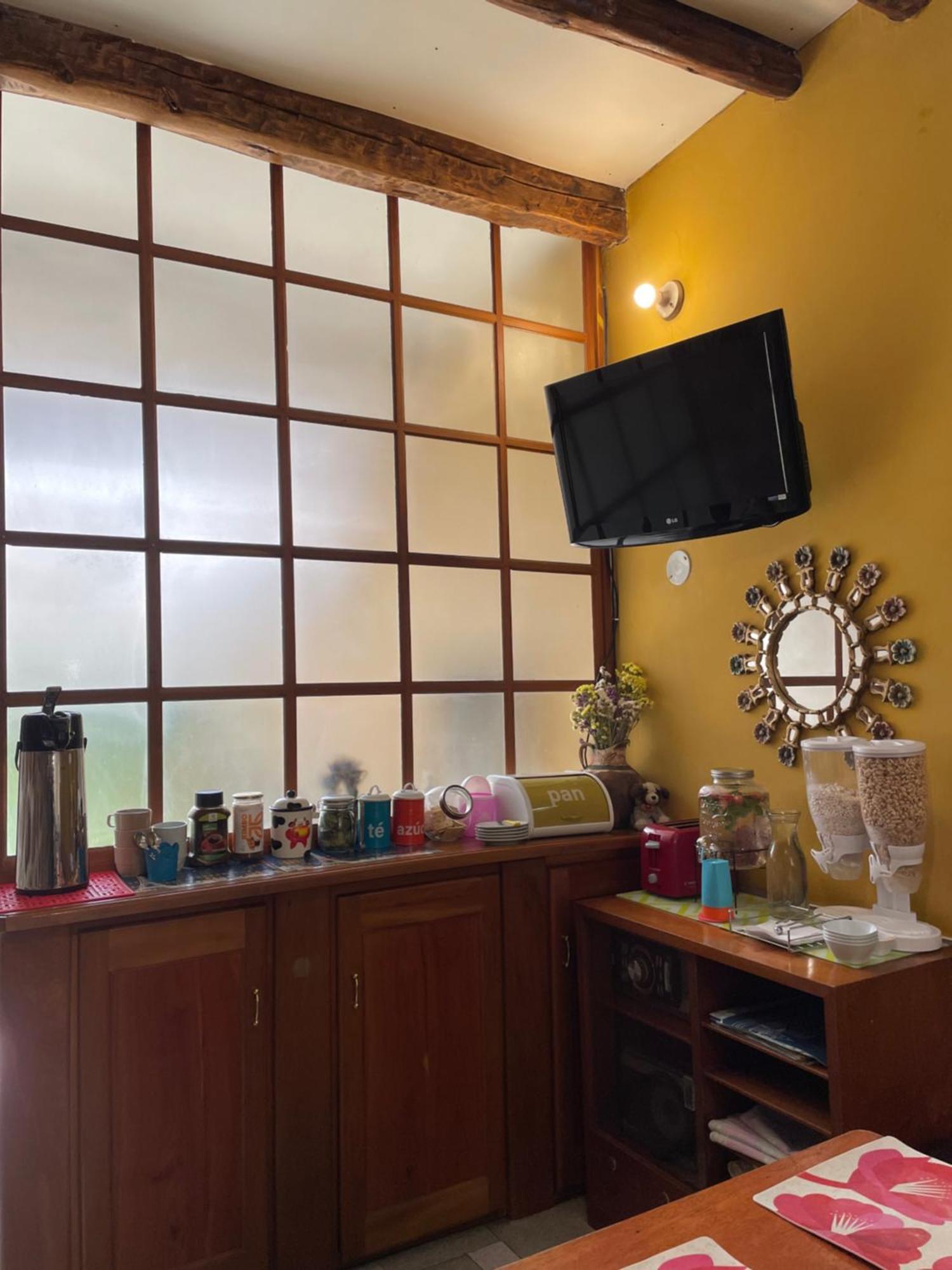 Blacky Hostel And Apartments (Adults Only) Cusco Ngoại thất bức ảnh
